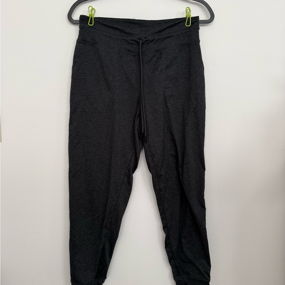 lolë joggers